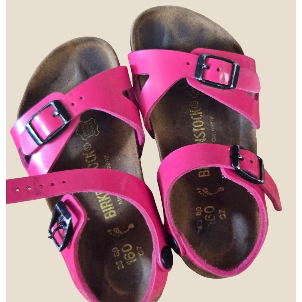 Birkenstock Rio Kids Pink Patent Leather Ankle Strap Sandals Size 25 EU 8-8.5 US